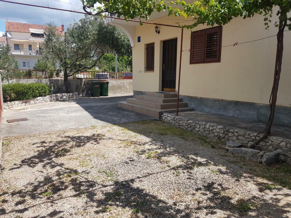 Apartment Ivano Vodice Ngoại thất bức ảnh